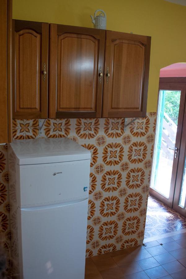 Casa Vacanze "Villa Severina" Iun R6166 R6692 Carbonia Zewnętrze zdjęcie