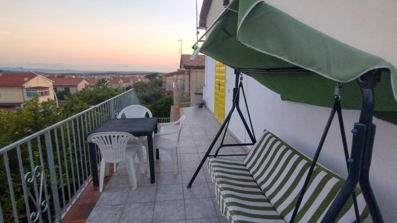 Casa Vacanze "Villa Severina" Iun R6166 R6692 Carbonia Zewnętrze zdjęcie